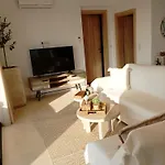 빌라 Exclusive Olive & Herb Villa, Mountain To Sea Views, Rhodes