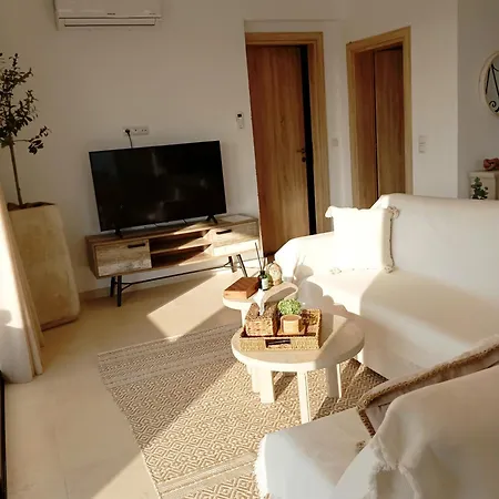 Vila Exclusive Olive & Herb Villa, Mountain To Sea Views, Rhodes