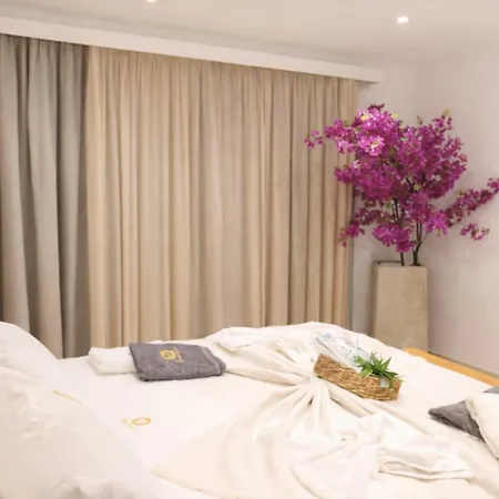 וילה Exclusive Olive & Herb Villa, Mountain To Sea Views, Rhodes *
