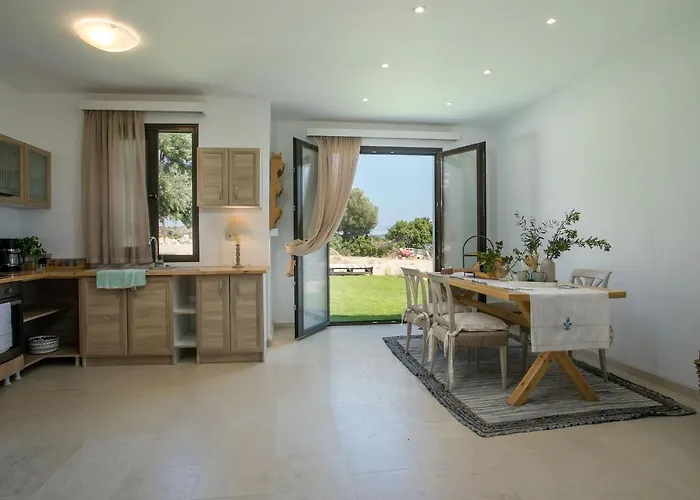 Vila Exclusive Olive & Herb Villa, Mountain To Sea Views, Rhodes