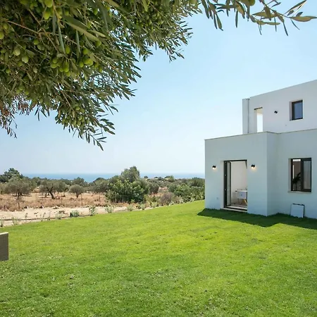 Relax In Nature, Agrotourism With Sea & Mountain Views, Emarmene Vila